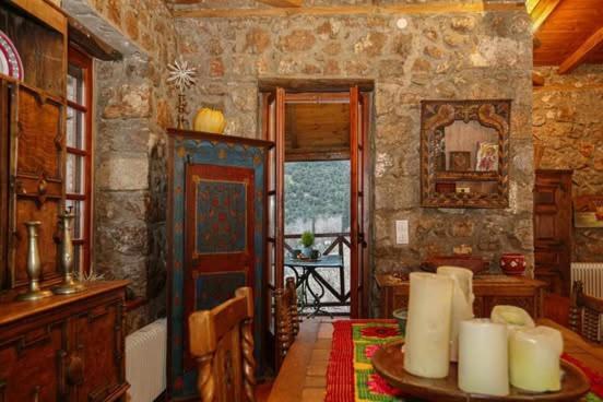 Вілла Mariolata Stone House Lilaia Екстер'єр фото